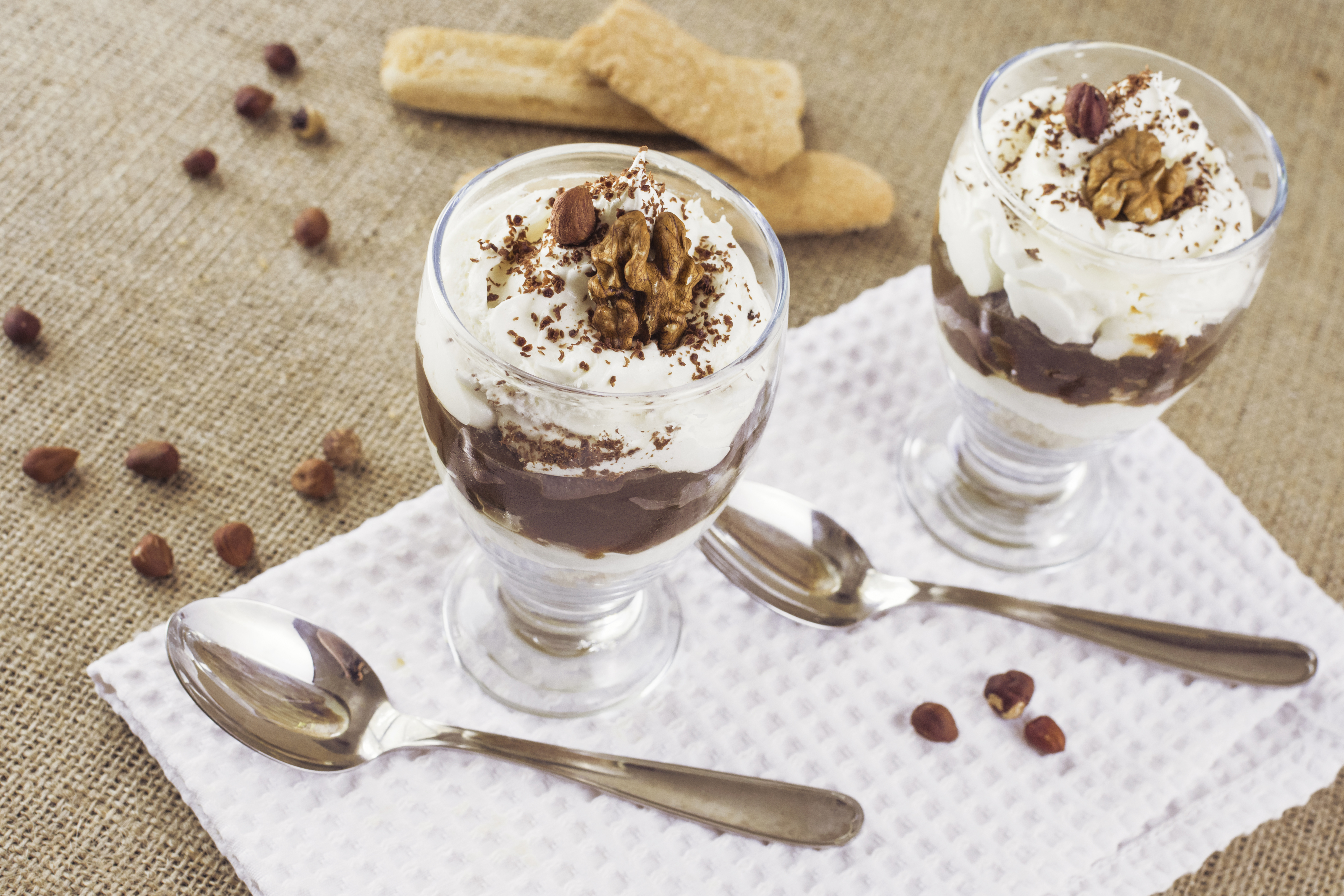 chocolate-layer-dessert